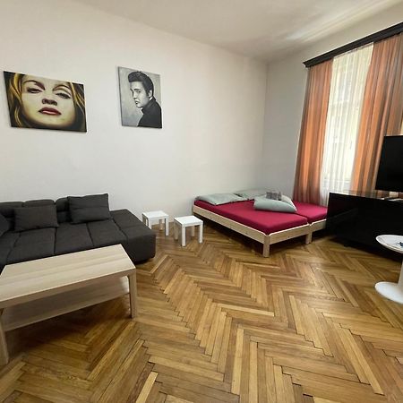 Minato Apartments Ostrava Center Экстерьер фото