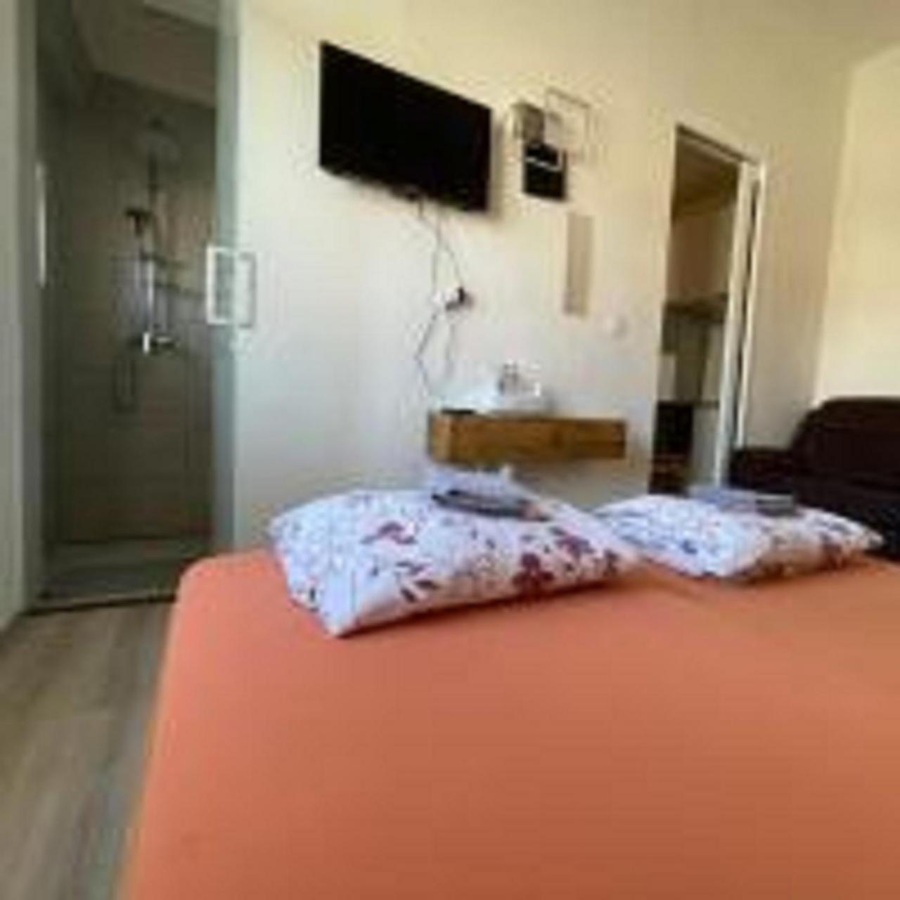 Minato Apartments Ostrava Center Экстерьер фото